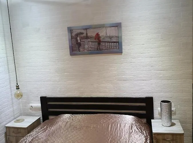 Freedom On Bazarna Str